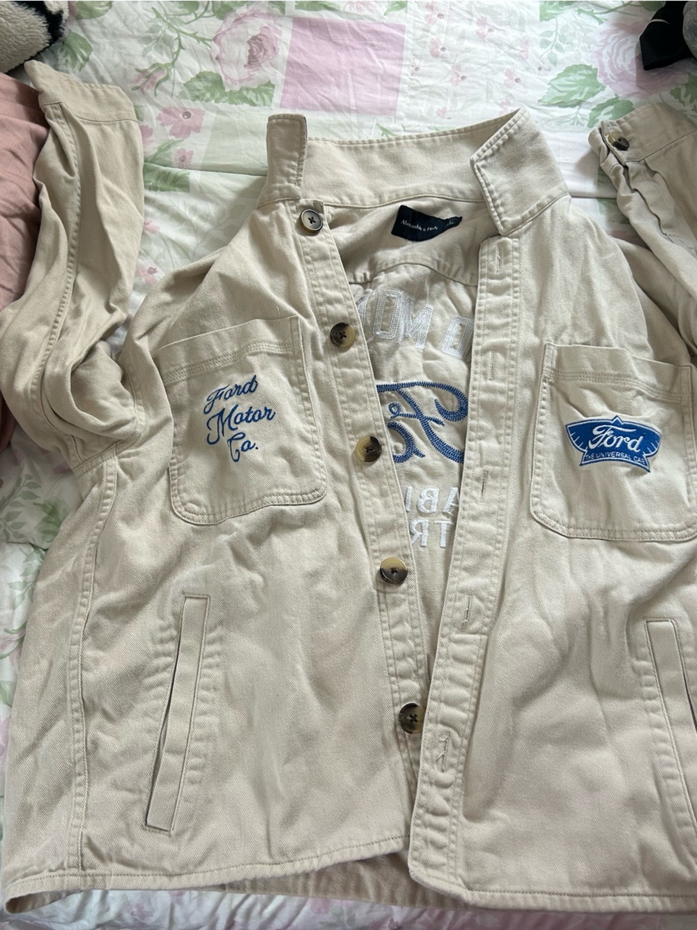 Abercrombie & Fitch Cream Utility Jean Jacket with Blue Ford Patches